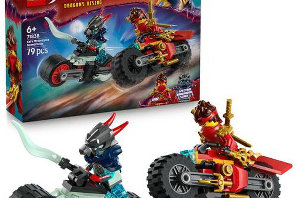 LEGO® NINJAGO® - Cursa de viteza cu motocicleta lui Kai 71838, 79 piese