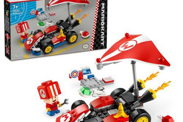 LEGO® Super Mario - Mario Kart™ – Standard Kart 72032, 174 piese