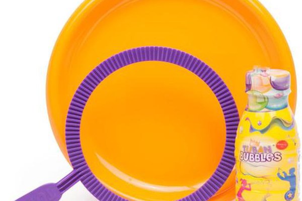 Set farfurie, inel mare si solutie baloane de sapun 250 ml, Tuban