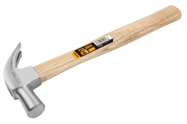 Ciocan cu varf curb, tip englezesc 27 mm,maner de lemn
