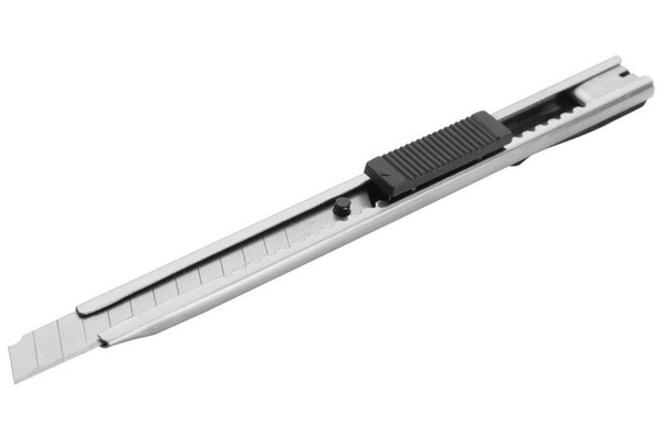 Cutter cu lama cu clic 9x80 mm,inox