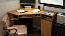 Birou pe Colt SU13 Ua Cires