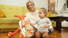 Antepremergator muzical 2in1 transformabil in masuta cu activitati Toyz Spark Grey