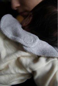 Baveta BabyJem cu broderie Teddy Gri - 3