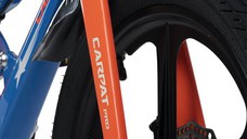Bicicleta pentru copii Carpat PRO C18144B 18 inch AlbastruPortocaliu 5-7 ani Cadru aluminiu cu Suspensie, Frana spate tambur, frana fata V-Brake, Aparatoare lant, Janta Magneziu, Aparatori noroi fataspate, Sonerie
