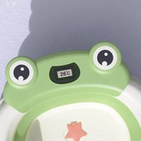 Cadita bebelusi ultrapliabila Little Mom Grey Frog, cu pernuta moale detasabila, termometru display digital,suport cap de dus, dop pentru evacuarea apei, material Non-Toxic, 0-36 Luni - 2