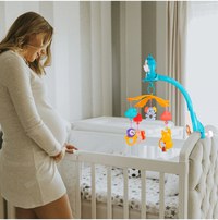 Carusel muzical pentru patut cu Proiector, Telecomanda, rotire 360, si cinci pandantive incluse - 2