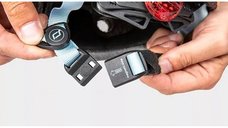 Casca de protectie pentru copii cu sistem de reglare magnetic cu led Scoot  Ride Kiwi S-M 3 ani+