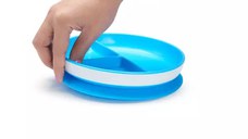 Farfurie Stay Put Munchkin cu ventuza compartimentata 6L+ blue