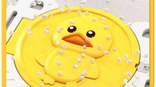 Gardulet loc de joaca Nichiduta Garden Duck Yellow Pliabil, Margini rotunjite, Poarta de siguranta cu sistem blocare, Covoras din spuma 235x161 cm si 120 bile