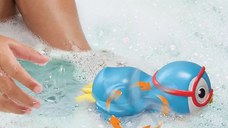 Jucarie de baie innotatoare Munchkin Penguin blue