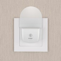 Lampa de veghe Reer Night Guide pentru priza cu senzor de noapte sau zi - 5