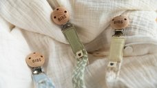Lantisor clip pentru suzeta Bibs Sand-Ivory