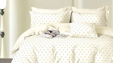 Lenjerie de pat Somnart Percale cu 4 piese, cearceaf pat clasic 240 x 260 cm, cearceaf pilota 200 x 230 cm si 2 fete perna 50 x 70 cm model cu buline