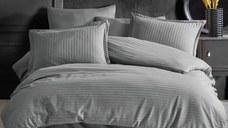 Lenjerie Somnart pentru pat dublu cu 4 piese, cearceaf pat clasic 240 x 260 cm, cearceaf pilota 200 x 230 cm, 2 fete de perne 50 x 70 cm, din bumbac damasc gri