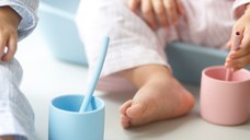 Pahar Minikoioi 100 premium silicone mini cup mIneral blue