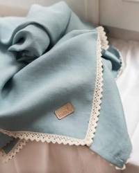 Paturica BabyLy usoara pentru copii multifunctionala din in cu margini din dantela culoarea marii 100x100cm - 4