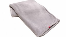 Paturica pufoasa de plus gri KidsDecor din polyester 75x75 cm