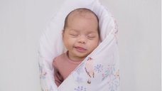 Pilota pentru copii Amy Nature Bamboo, bambus si umplutura hipoalergenica BabySoft, model Pasari Mint