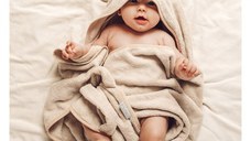 Prosop cu gluga BabySteps pentru bebelusi si copii din fibra de bambus S 85x90cm Teddy Beige