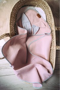 Prosop de baie din bumbac cu capison si urechiuse Floo for Baby Waffle Iepuras Roz - 4