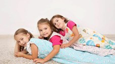 Sac de dormit copii 0.5 tog KidsDecor Ursi Polari din bumbac 95 cm