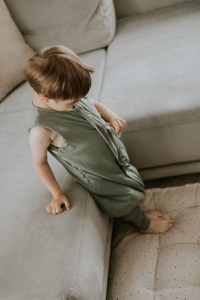 Sac de dormit cu picioare Light 1-2 ani Green Sleepee 1.5 tog - 1