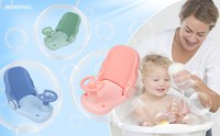 Scaun de baie Little Mom Driver Pink cu volan si spatar reglabil in 3 pozitii, margini rotunjite, fixare cu ventuze, dimensiune 20x40x18 cm, varsta recomandata 6 luni+ - 4