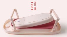 Set 4 in 1 Little Mom Grey cu cadita pliabila cu termometru display digital incoporat, reductor anatomic pentru bebelusi, galetusa pliabila si recipient pentru clatire pliabil cu maner, non-toxice, fara BPA