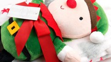Set cadou Craciun cu paturica din fleece si jucarie de plus Elf