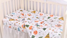 Set complet 7 piese lenjerie si aparatori patut 120x60 cm din bumbac model animalute