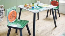Set Ginger Home Dinosaur cu masuta si 2 scaunele din lemn pentru copii