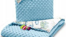 Set paturica 75 x 55cm si perna 25 x 35cm pentru copii, cu doua fete, BabyMam minky Blue forest