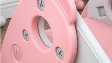 Tobogan Nichiduta Garden Ursulet Roz interiorexterior cu margini rotunjite, trepte late, protectii laterale inalte, greutate maxim admisa 20 kg