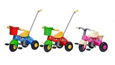 Tricicleta pentru copii cu maner parental detasabil,cosulet depozitare,suport picioare si roti rezistente Bayo Pink greutate suportata pana la 20kg