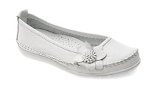 Balerini FLAVIA PASSINI albi, 2560, din piele naturala