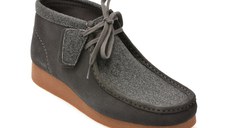Ghete CLARKS gri, WALLABEE EVO BT, din piele intoarsa