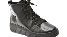 Ghete RIEKER negre, W2661, din piele naturala lacuita