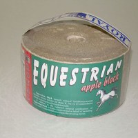 Bloc Mineral pentru Cai, Royal Ilac Equestrian Apple Block, 5 kg - 1