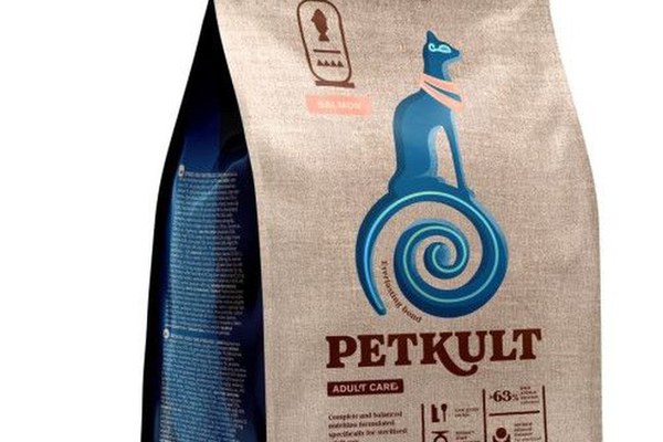 Hrana uscata Petkult Adult Care Sterilized pentru pisici, cu continut ridicat de somon, 400 g