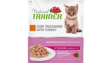 Natural Trainer, Kitten & Young cu Bucati de Curcan in Sos, 85 g
