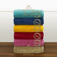 1buc Prosop Royal 600gr/mp-Brodat cu Monograma-Litera la Alegere (Culoare: Bleumarin, Culoare Broderie: Galben) - 1