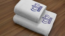 Set 2 Prosoape baie Brodate Alb cu broderie Albastru, Coroana, bumbac 100%