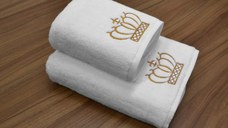 Set 2 Prosoape baie Brodate Alb cu broderie Auriu/Argintiu , Coroana, bumbac 100% (Culoare Broderie: Auriu)