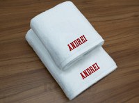 Set 2 Prosoape baie Brodate Alb cu broderie color, Nume, bumbac 100% (Culoare Broderie: Azur) - 2