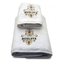 Set 2 Prosoape baie Brodate Alb cu broderie color, Nume Nicoleta - 1