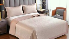 set Cuvertura Pat cu 2 Fete de Perna 55x75cm Uni, Model Geometric, Crem , 200x230cm