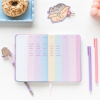Agenda de buzunar Pusheen 2025/2026 Academic Diary Week to View 17 Months - 2
