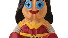 Figurina Wonder Woman Collectible Vinyl from Handmade By Robots