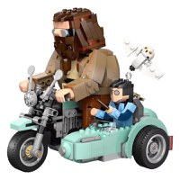Lego Harry Potter - Hagrid si Harry intr-o tura cu motocicleta 76443 - 2